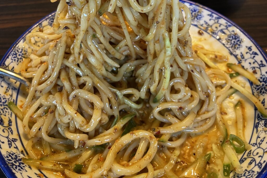 Stunning-Spin – Authentic Chinese Hand-pulled Noodles