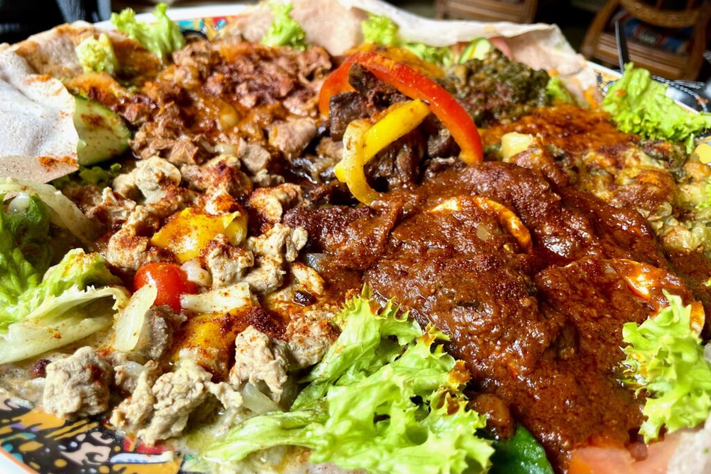 Irresistible African Queen platter: A spicy and savoury feast awaits!